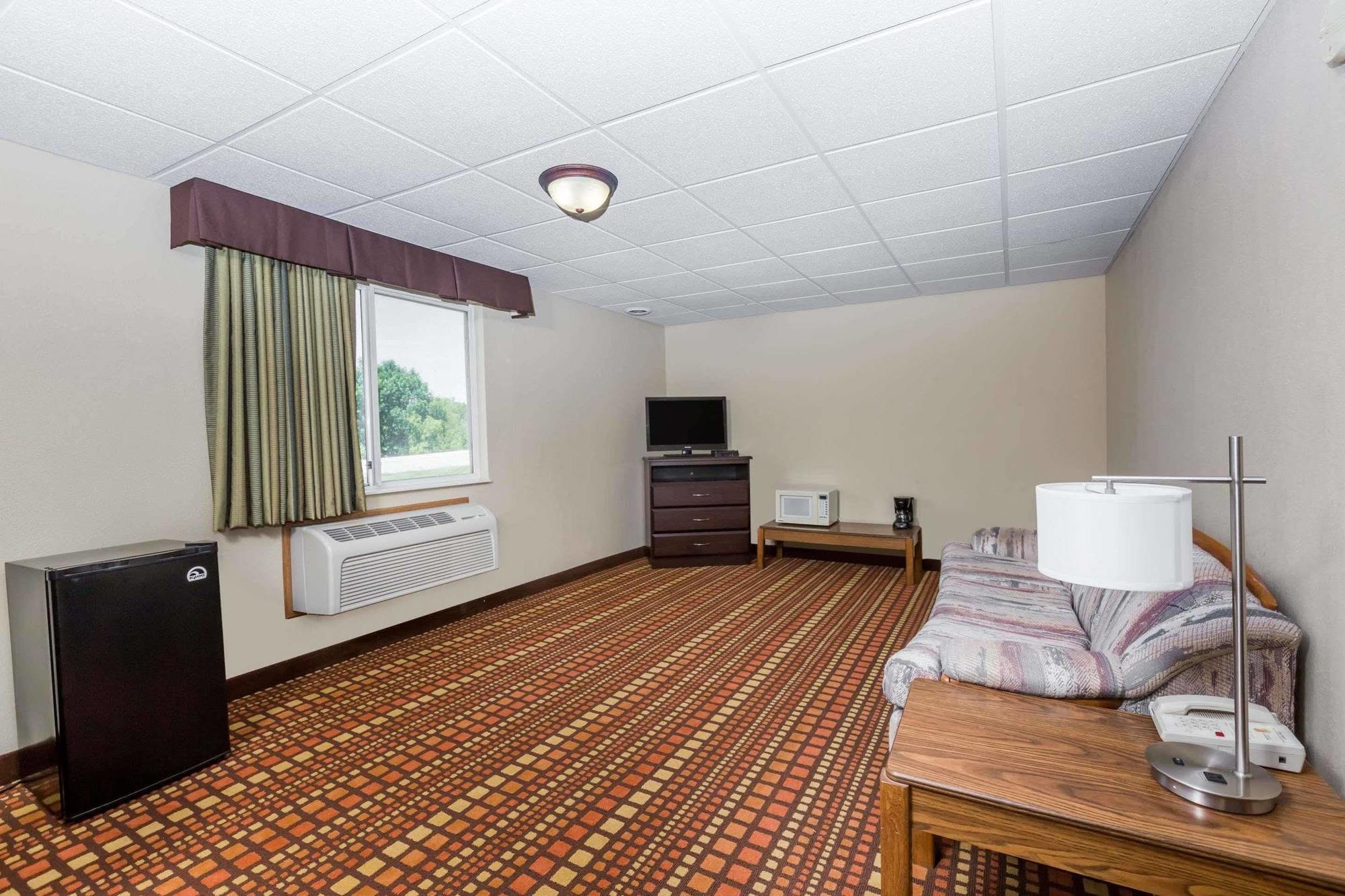 ホテル Super 8 By Wyndham Adair Ia エクステリア 写真